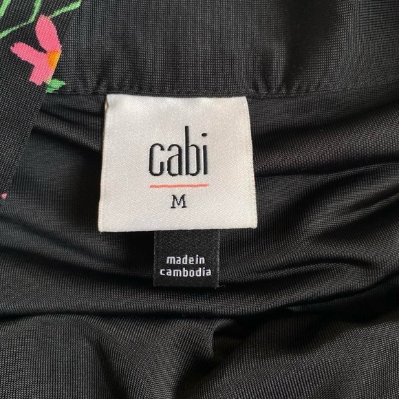 Black floral wrap skirt - Picture 3 of 7